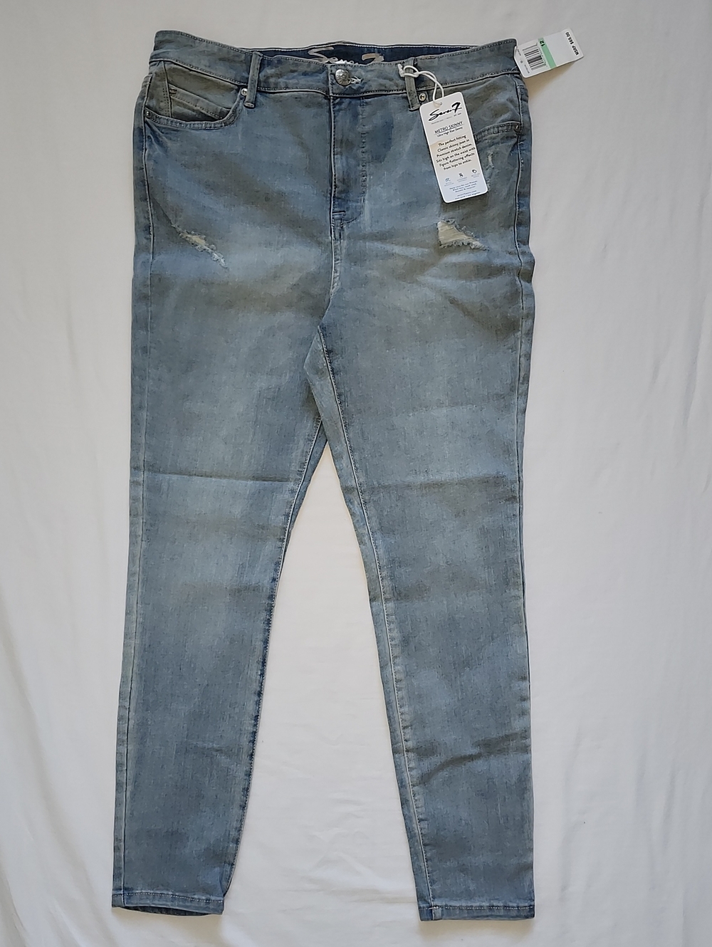 NWT Seven7 High Rise Distressed Skinny Jeans Size 12